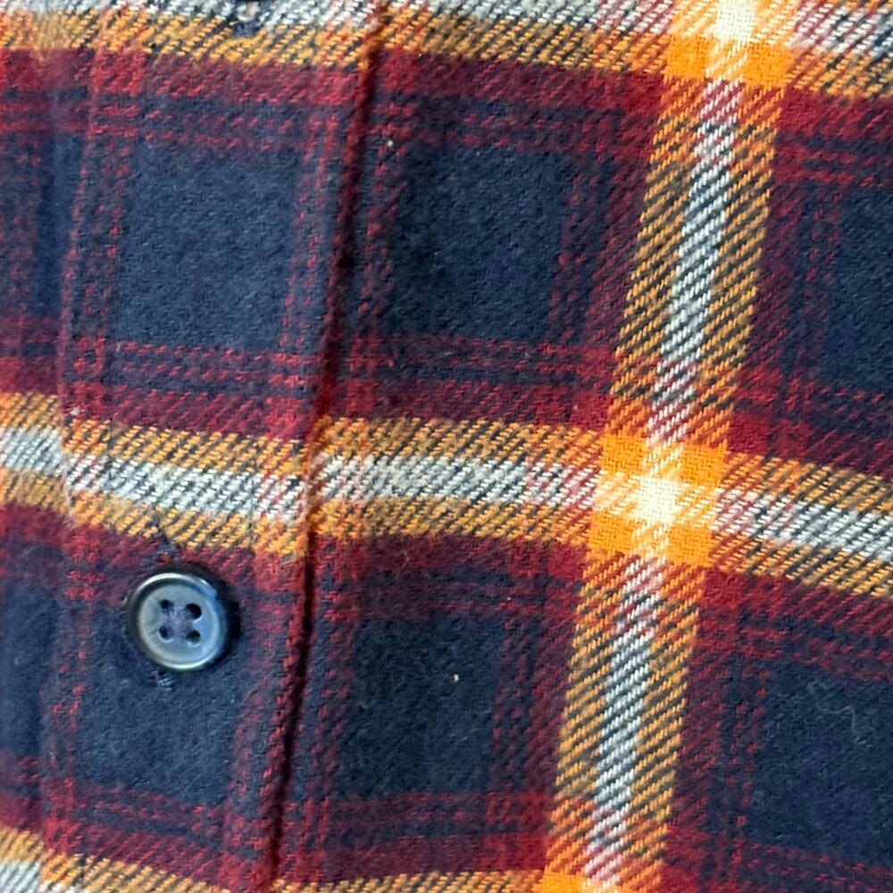 Old Navy Boys Plaid Flannel Button Down size 4T - Picture 6 of 7